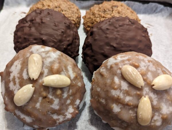 Elisenlebkuchen this is the image for the pack of 6 german lebkuchen or german gingerbread